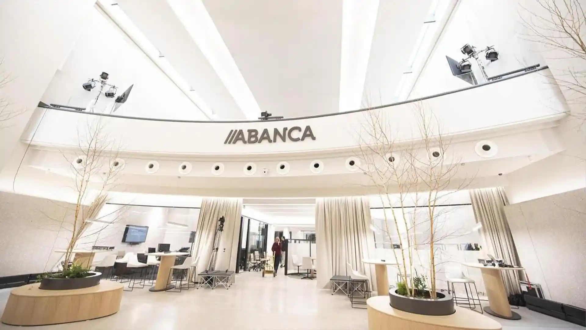 Interior view of ABANCA’s headquarters prior to digital upgrade.