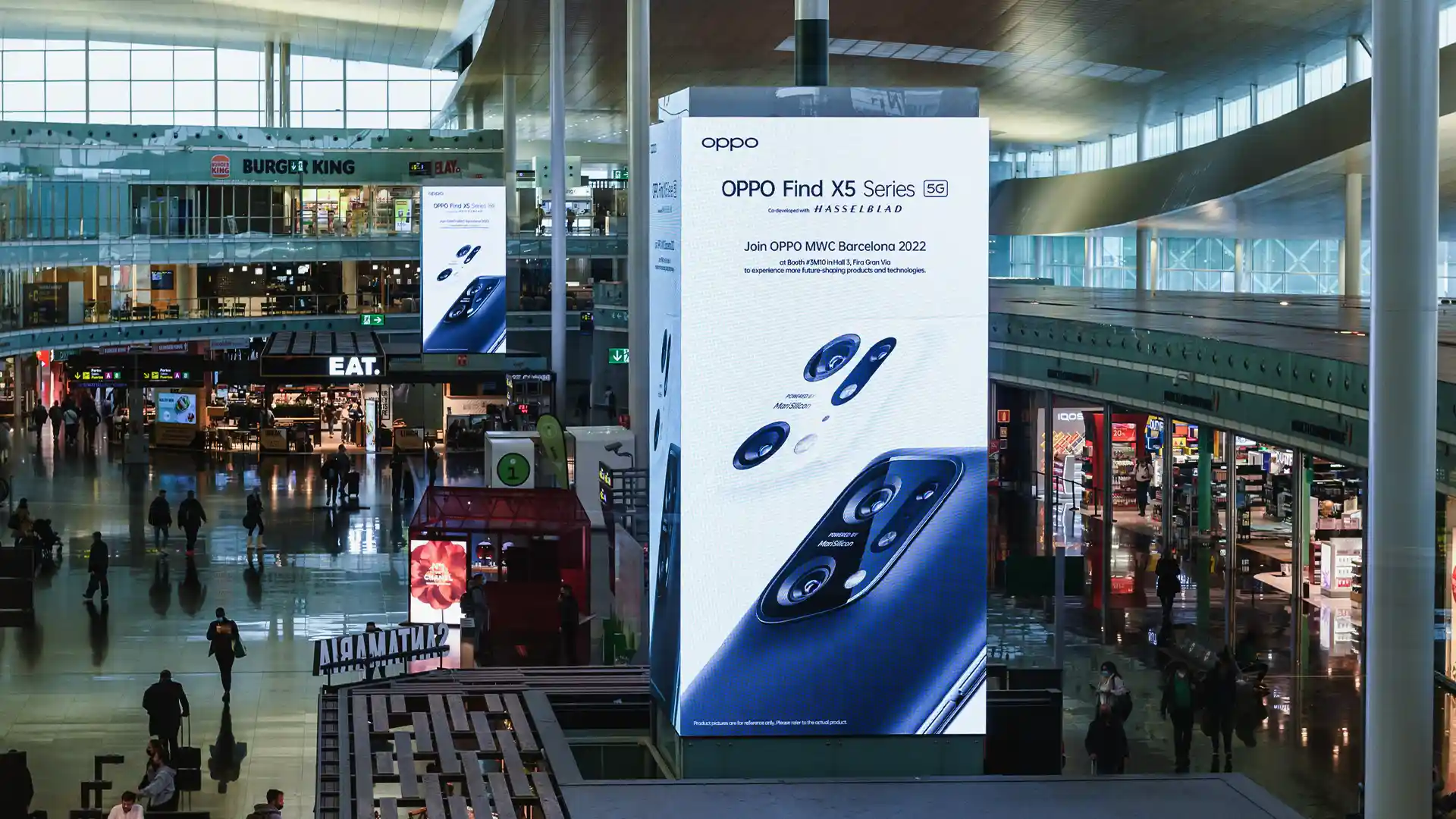 Des écrans numériques grand format installés dans les aéroports de Madrid-Barajas et de Barcelone-El Prat pour améliorer l'expérience des passagers