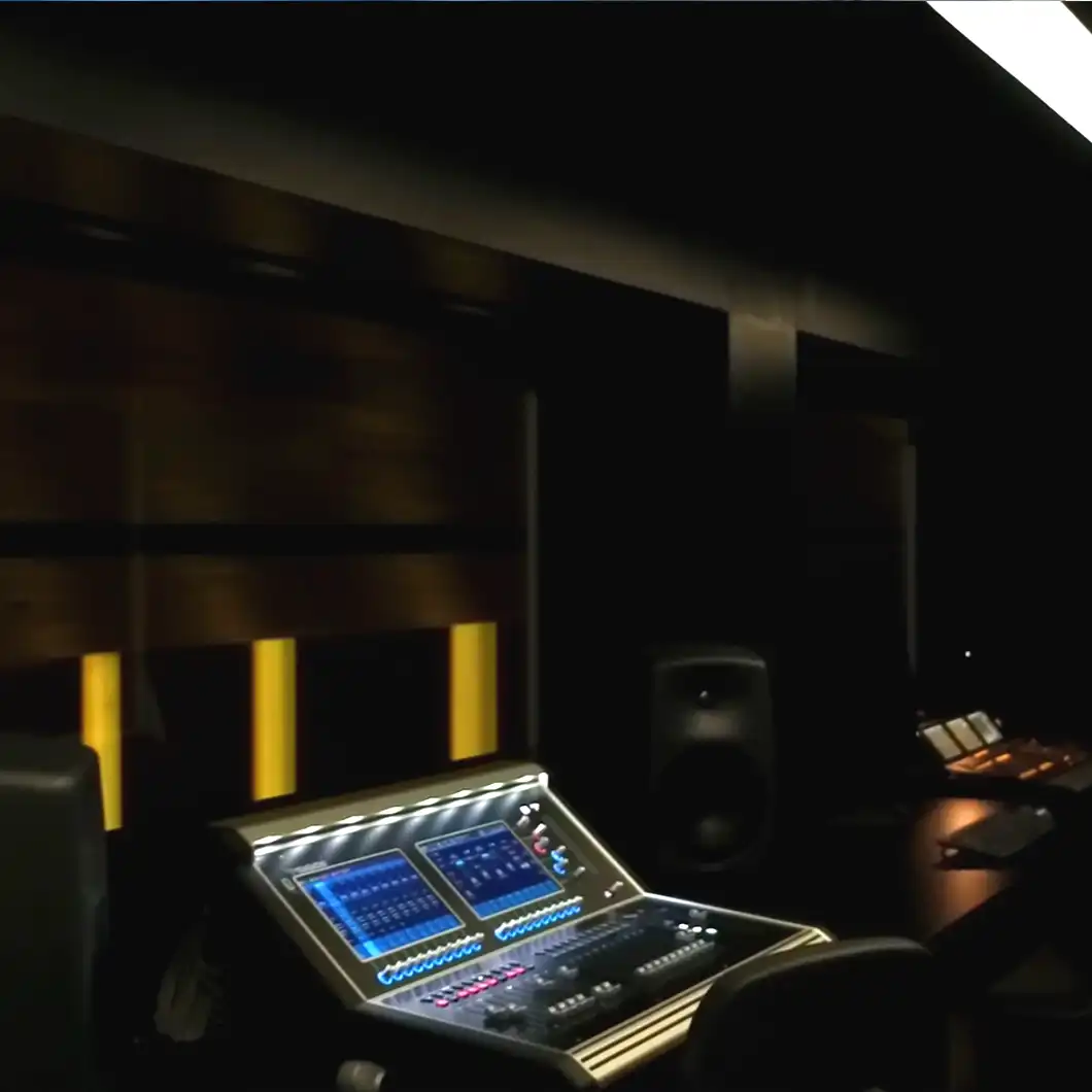 Sala de consulta con instalaciones para reuniones, pantallas digitales y asientos cómodos.