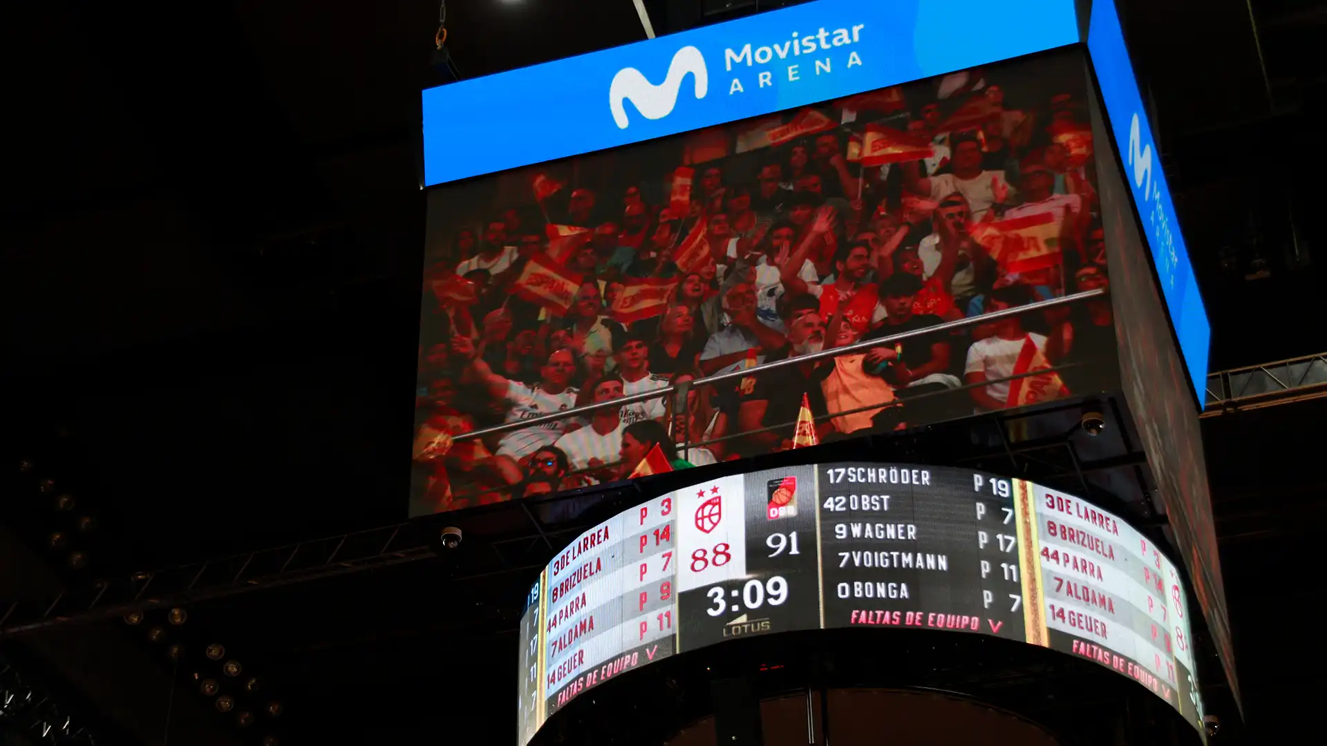 Control room view of synchronized graphics and data integration during the FEB tour.