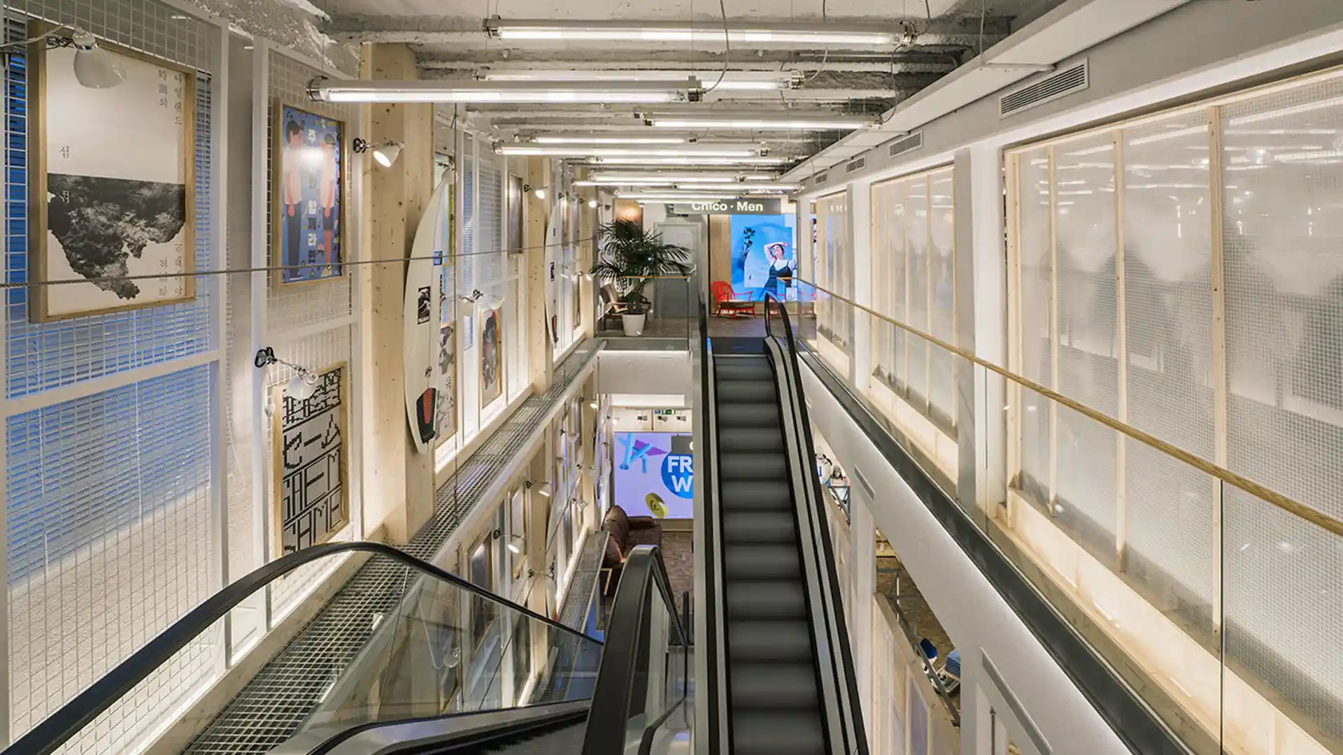 Interior design inspired by Pull&Bear’s California concept.