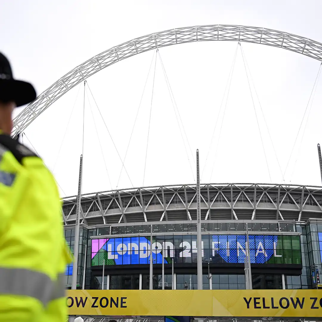 Gestion centralisée de plus de 1 200 écrans LED au stade de Wembley, intégrée par TRISON.
